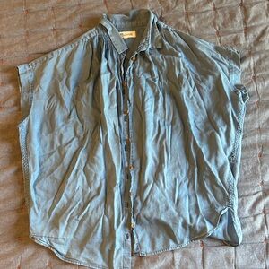 Madewell Short-Sleeve Chambray blouse